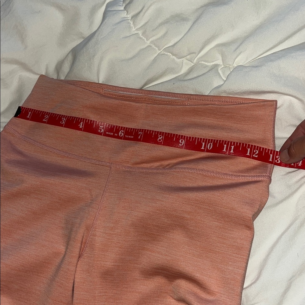 Nike// Peach Leggings Size small - Picture 12 of 12